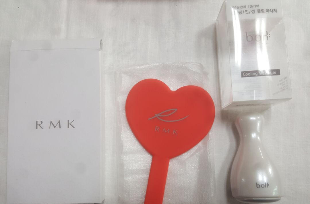 미용소품(쿨링마사저,해면,화장솜,눈썹칼,브러쉬세척매트,뷰러,메이크업 스폰지,mts롤러,세안밴드 등등 이미지