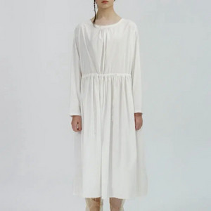 비아플레인 Via Mia cotton strap onepiece 새상품 이미지