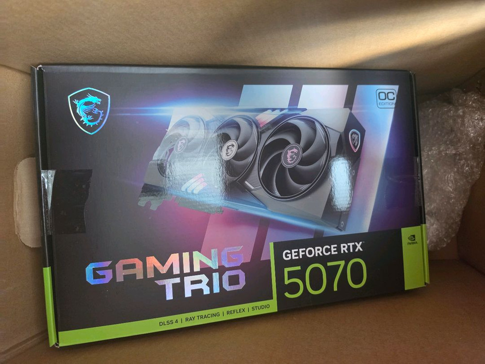 본체 7800x3d Rtx5070 1tb 32gb 게이밍 컴퓨터 이미지
