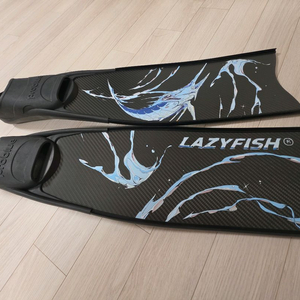 LAZYFISH 카본핀 이미지