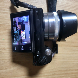 소니 NEX-5 미러리스 카메라와 렌즈 2종