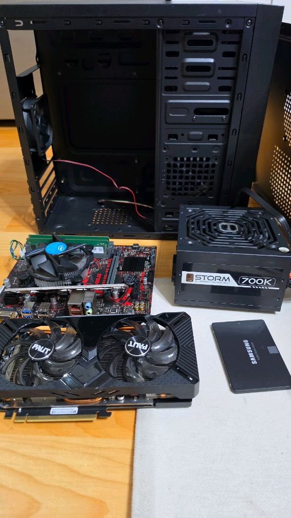 인텔 i5 9400f gtx1660super 컴퓨터 본체 이미지