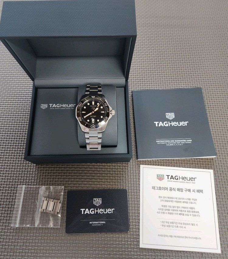 태그호이어 아쿠아레이서 프로패셔널300 블랙 43mm 이미지