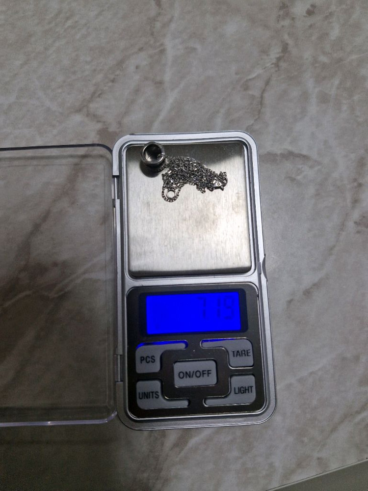 부쉐론 콰트로 라지사이즈 목걸이 이미지