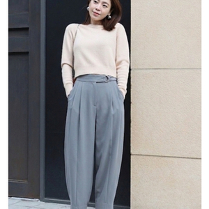 몽또또 벨티드 핀턱 볼륨 팬츠 s 사이즈 정품 이미지