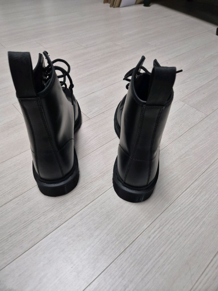 닥터마틴 1460 모노블랙 280 새상품 이미지