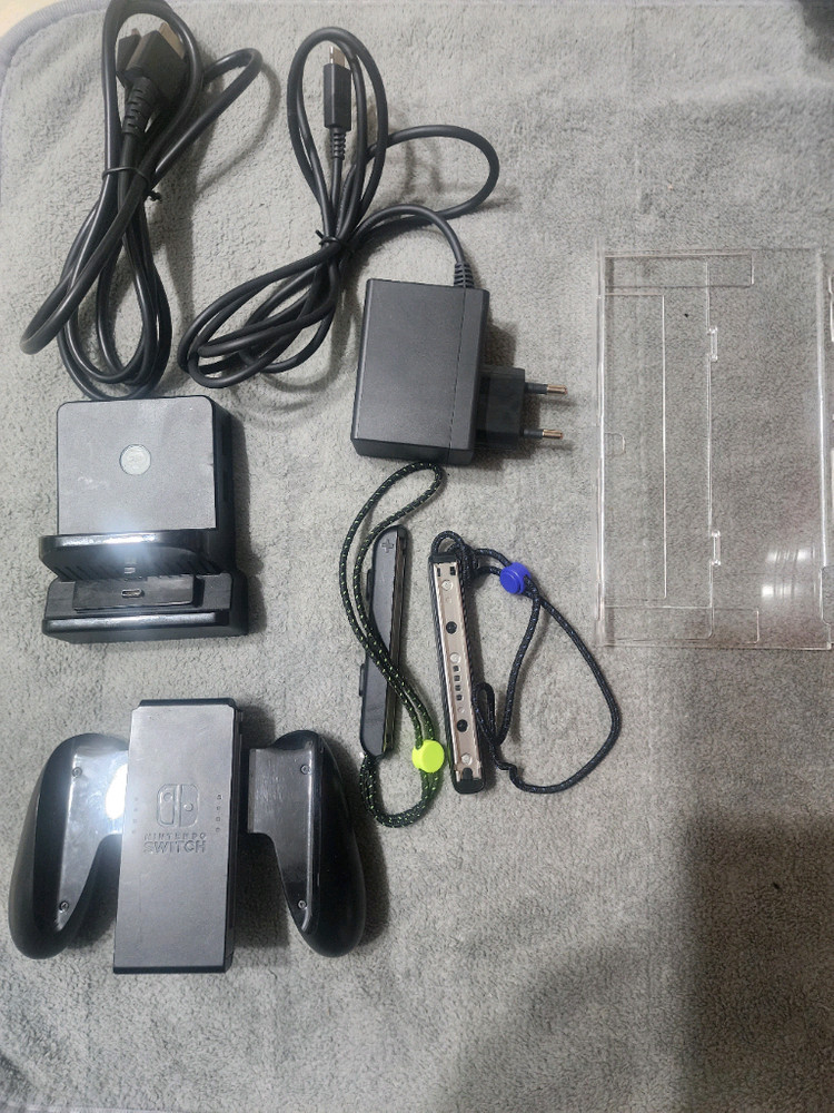 닌텐도스위치 oled 샌디익스트림sd256g 팝니다. 이미지