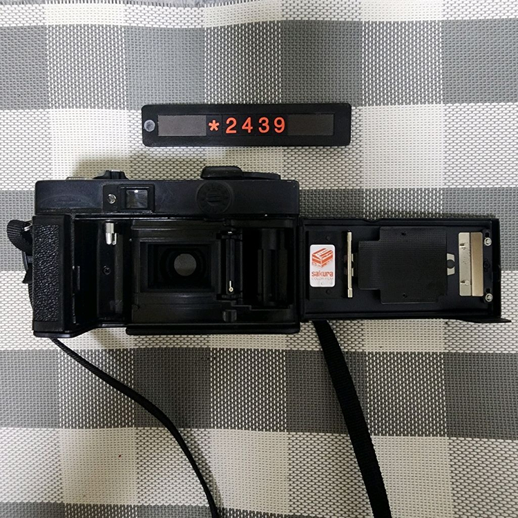코니카 C 35 EF 필름카메라 이미지