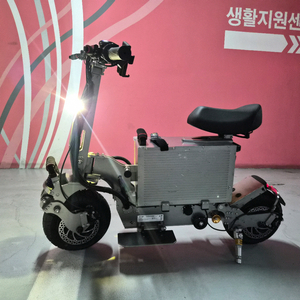 위페드 M11 엠콤 슈퍼콤포 90A 대리운전 탁송 전동킥보드 이미지