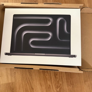 맥북 프로 16 m4pro칩 24gb 1tb 이미지