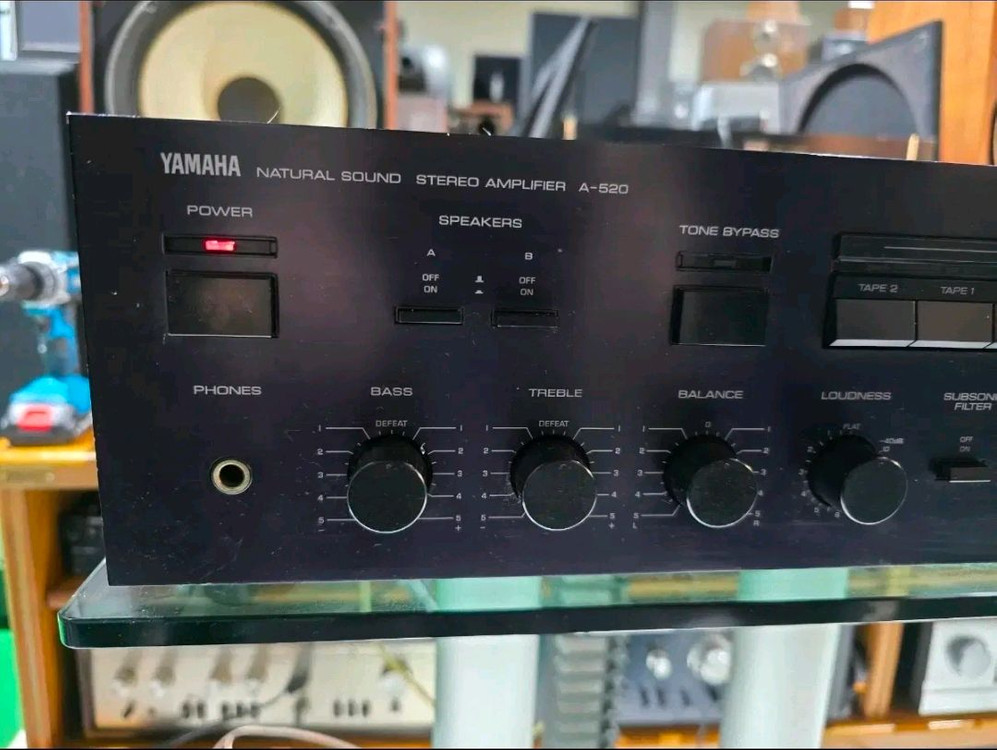 YAMAHA A-520 인티앰프 이미지