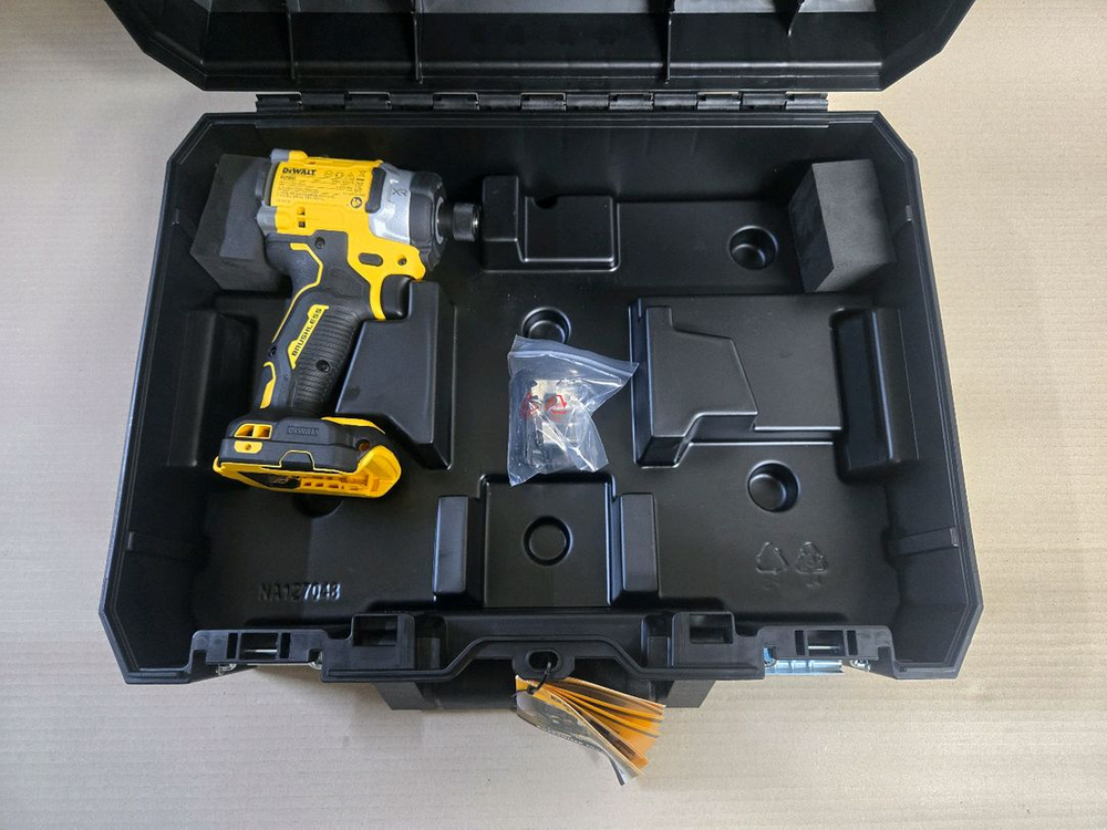 디월트20v dcf860n 정품 임팩드라이버 티스텍 콤보 케이스 디월트임팩드릴 디월트임팩드라이버 디월트임팩 이미지