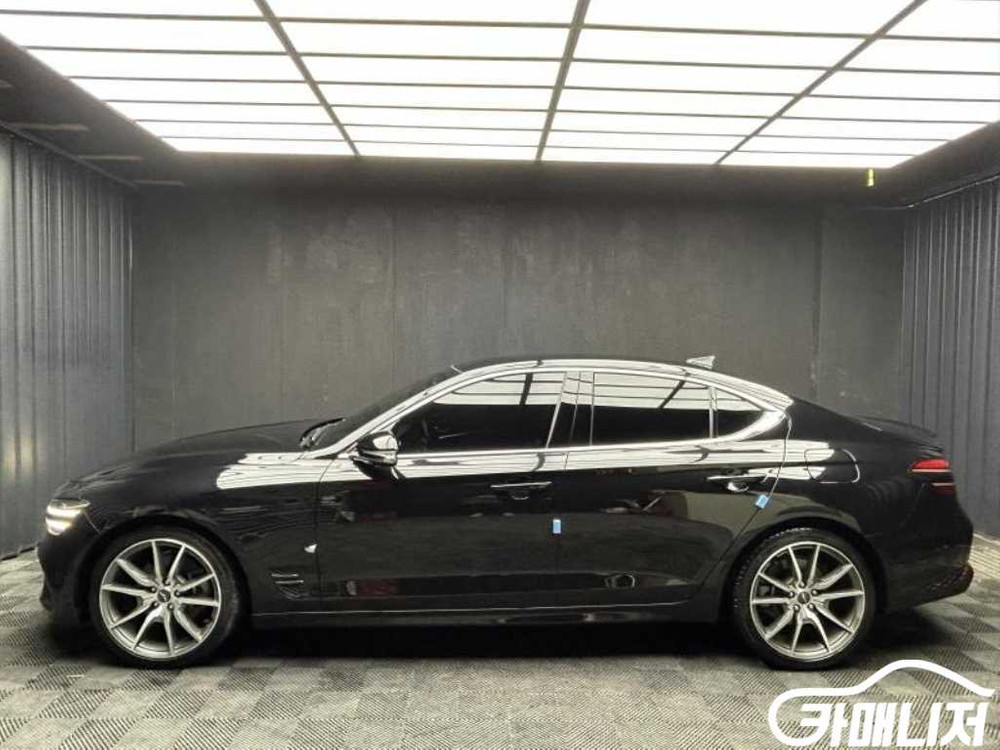 [제네시스]더 뉴 G70 가솔린 2.0T 2WD 기본형 #고유가특가 이미지