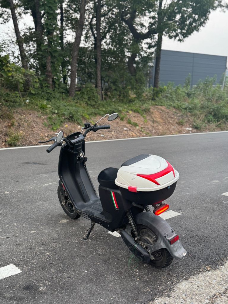 전기스쿠터 이미지
