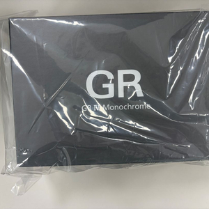 미개봉 리코 GR4 모노크롬 판매합니다 이미지