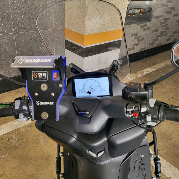 350cc 스쿠터 이미지