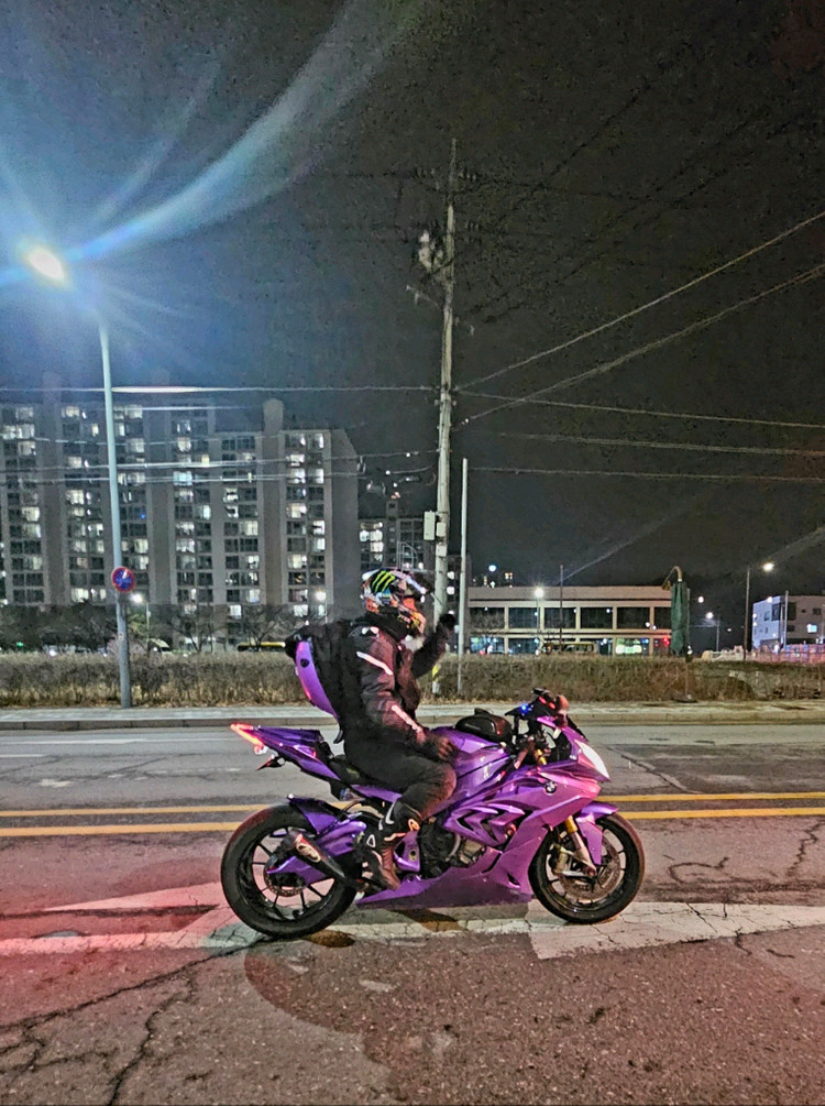 스천16년4만bmws1000rr 이미지