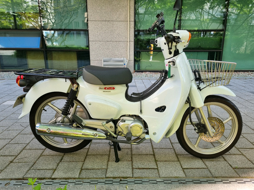 슈퍼커브 화이트 23년식 6000km 이미지