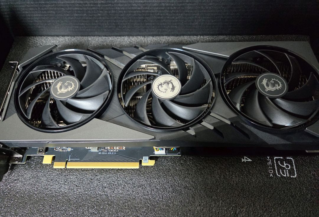 msi rtx4070 super 그래픽카드 이미지