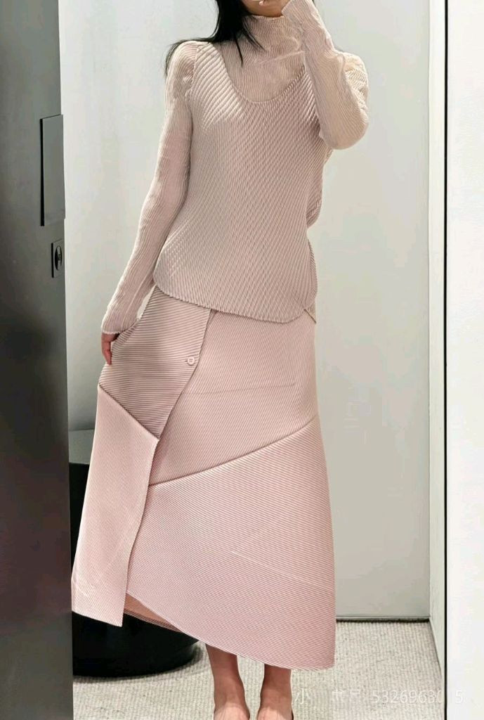 이세이미야케 미스티 핑크탑 플리츠플리즈 ~ 이미지