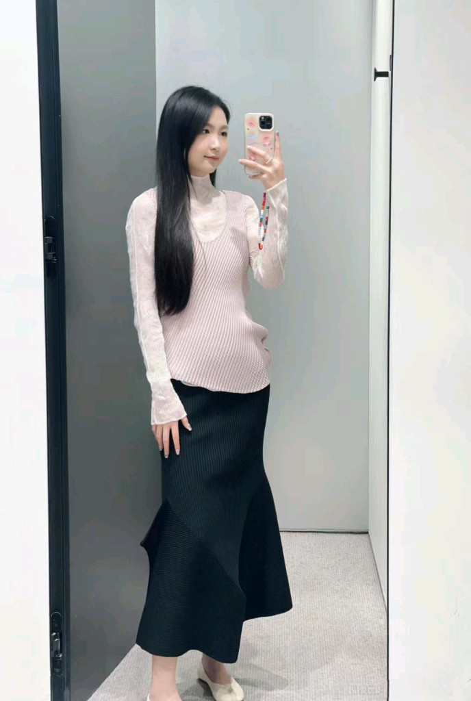 이세이미야케 미스티 핑크탑 플리츠플리즈 ~ 이미지