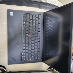 레노버 ThinkPad X1 Carbon 7세대 i5 노트북 이미지