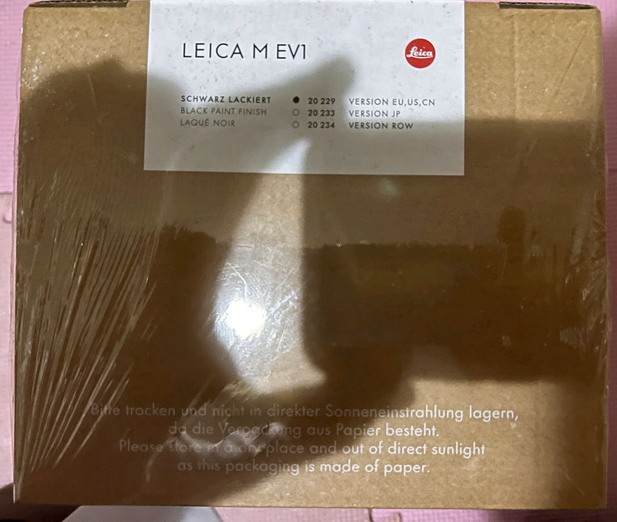 라이카 LEICA M EV1, black paint finish 미개봉(비닐 밀봉) 판매 이미지