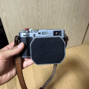 컴팩트 디지털 카메라