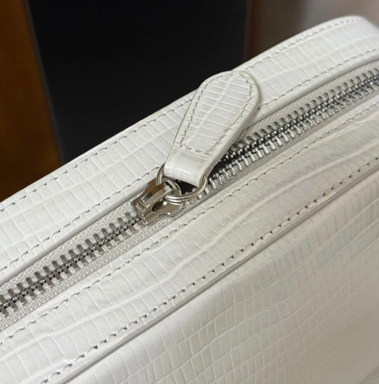 낫띵리튼 리자드 포스트백 Lizard post bag 리본빛 lfm 레터 투티에 킨더살몬 이미지