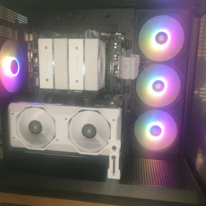 라이젠 7500F 32G 1TB RTX 4060TI 신품동일 본체 이미지