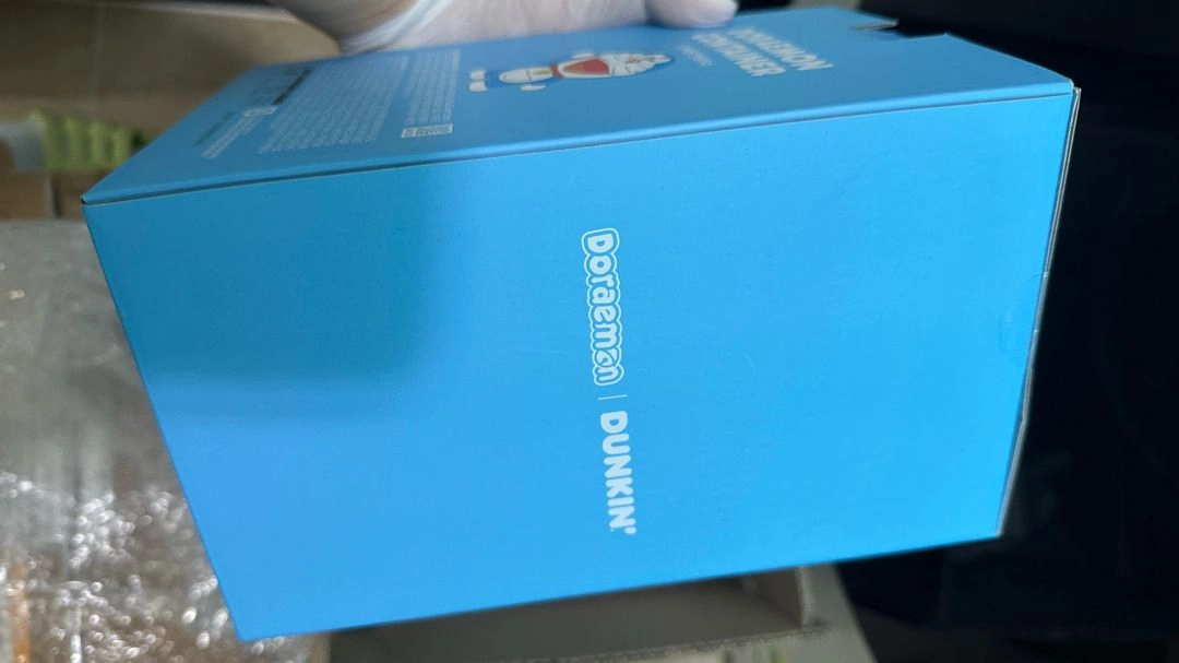 도라에몽 (베스킨라빈스, 던킨) 컨테이너, 액션피규어 팝니다. 이미지