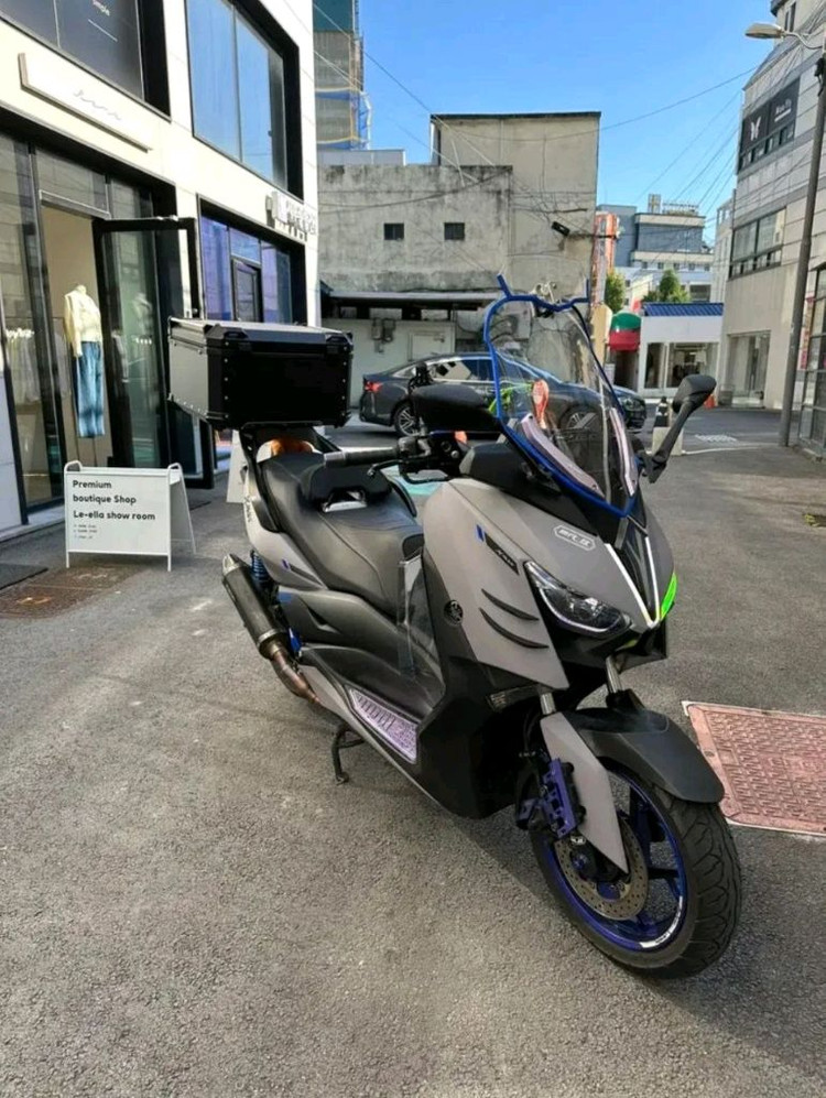Xmax 300 22년식 준튜닝 배달세팅 오토바이 판매합니다 이미지