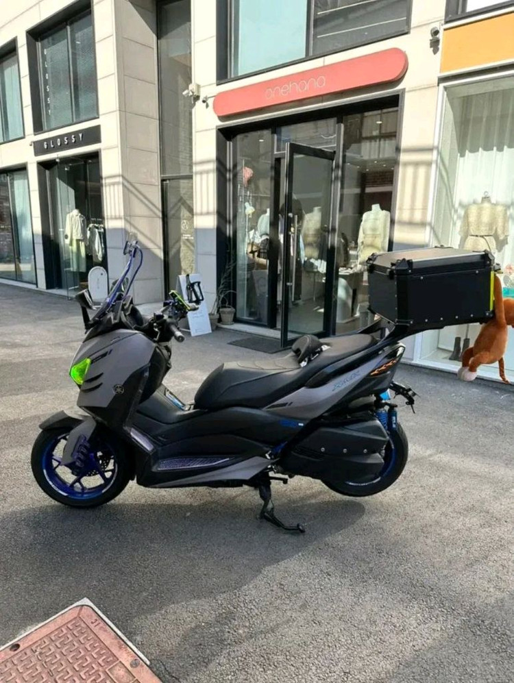 Xmax 300 22년식 준튜닝 배달세팅 오토바이 판매합니다 이미지