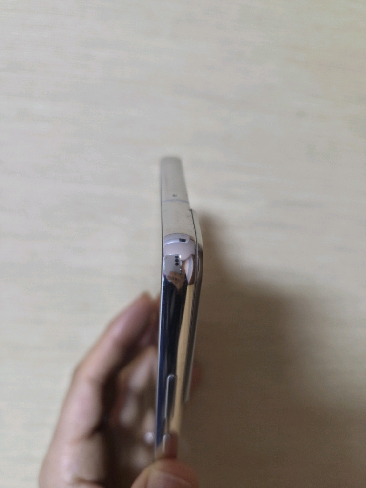 삼성 갤럭시 S22 화이트 256GB 가격내림 이미지