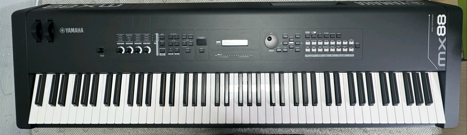 야마하 MX88 신디 판매 YAMAHA MX 88 신디사이저 이미지