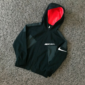 나이키 키즈 바람막이 XS 이미지