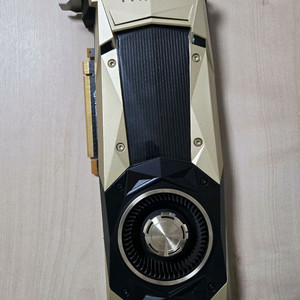 titan v 그래픽카드 이미지