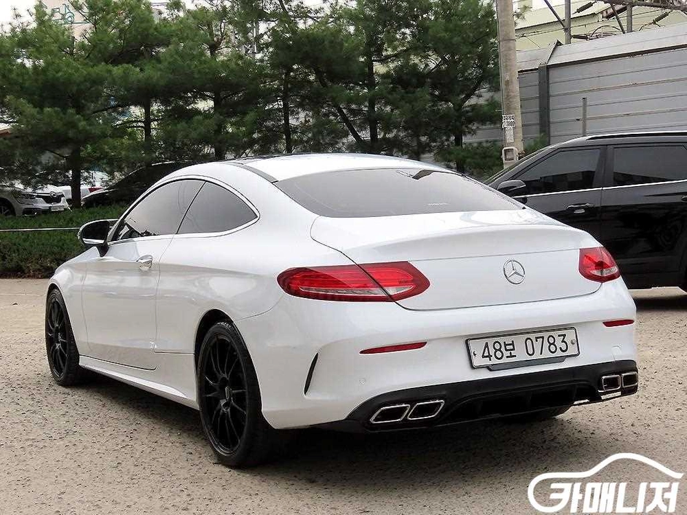 [벤츠]C클래스 W205 C200 쿠페 (5인승) 이미지