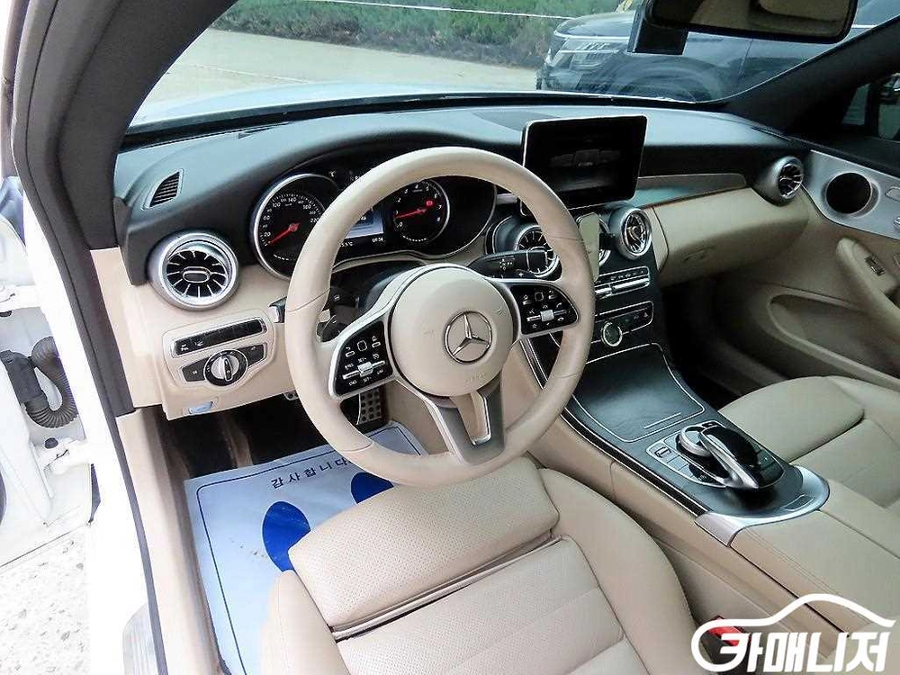 [벤츠]C클래스 W205 C200 쿠페 (5인승) 이미지