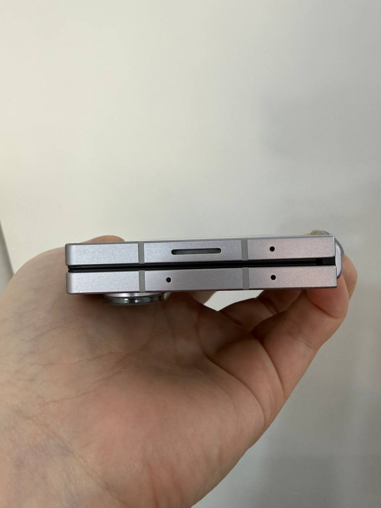 갤럭시Z폴드6 실버 512GB Y1781 이미지