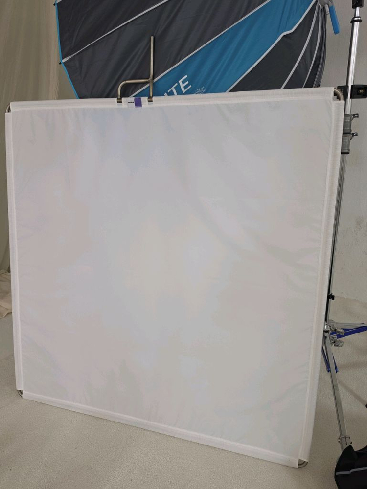 오로라 3단 분리형 스크림 디퓨져 플랙 4x4 (122cm x 122cm) 확산판 이미지