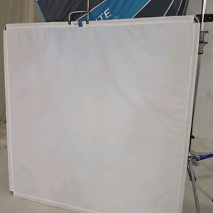 오로라 3단 분리형 스크림 디퓨져 플랙 4x4 (122cm x 122cm) 확산판 이미지