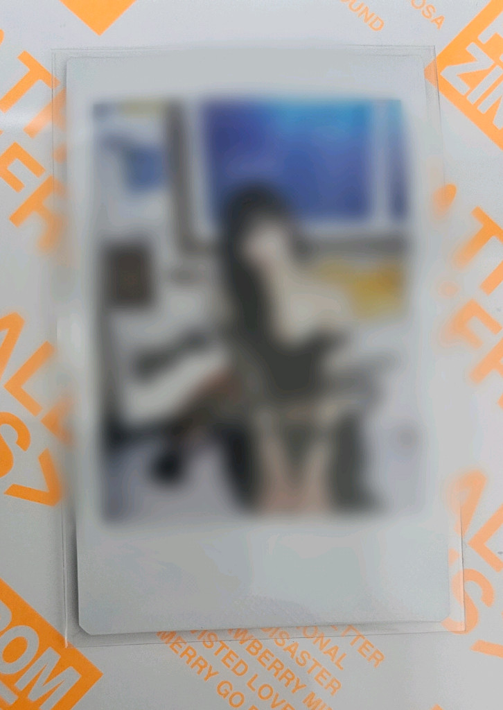 프로미스나인 싸폴 이채영 돌들의 침묵 이벤트 이미지