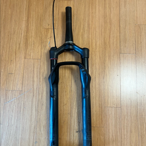 락샥 레바 rl 팝니다 27.5인치 RockShox Reba RL 이미지