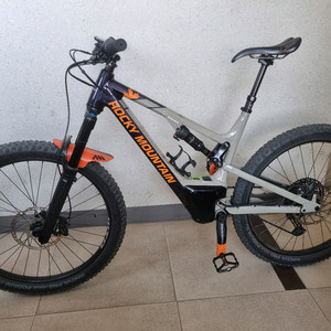 전기mtb, e-mtb, 록키마운틴 알티튜드 파워플레이 알로이50 2021 이미지