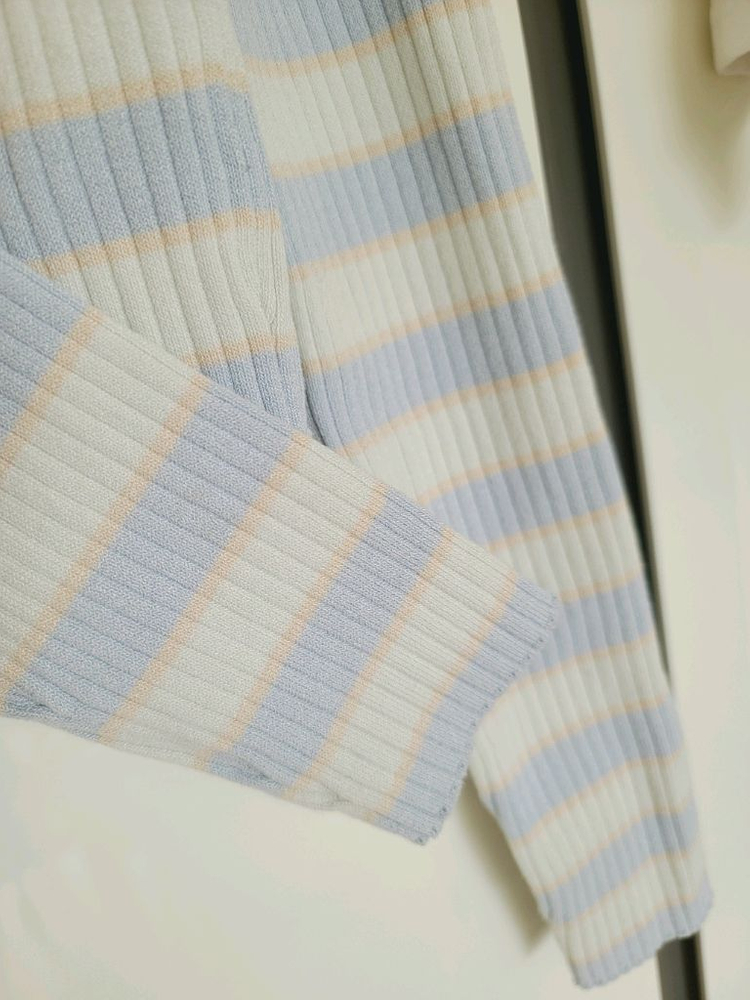 ZARA 자라 파스텔톤 스트라이프 니트 크롭 긴팔 금장버튼 가디건 M 이미지