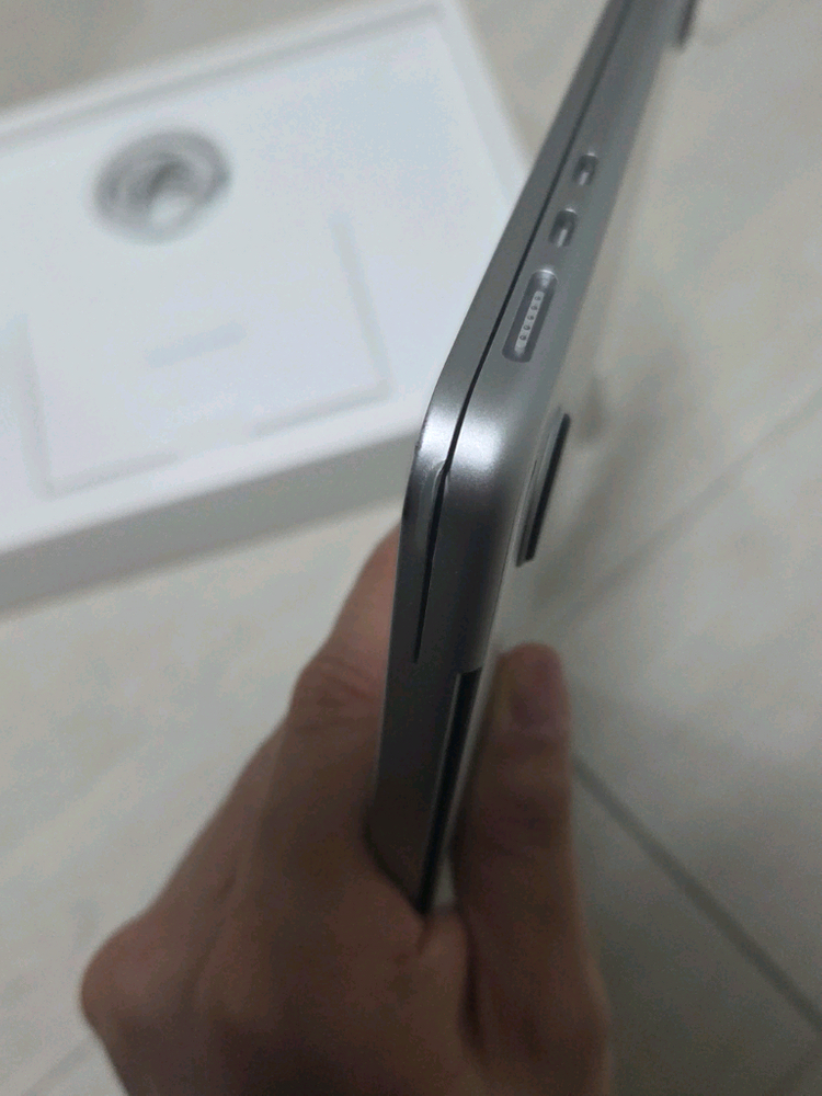 맥북 에어 M4 13인치 실버 16GB 512 이미지