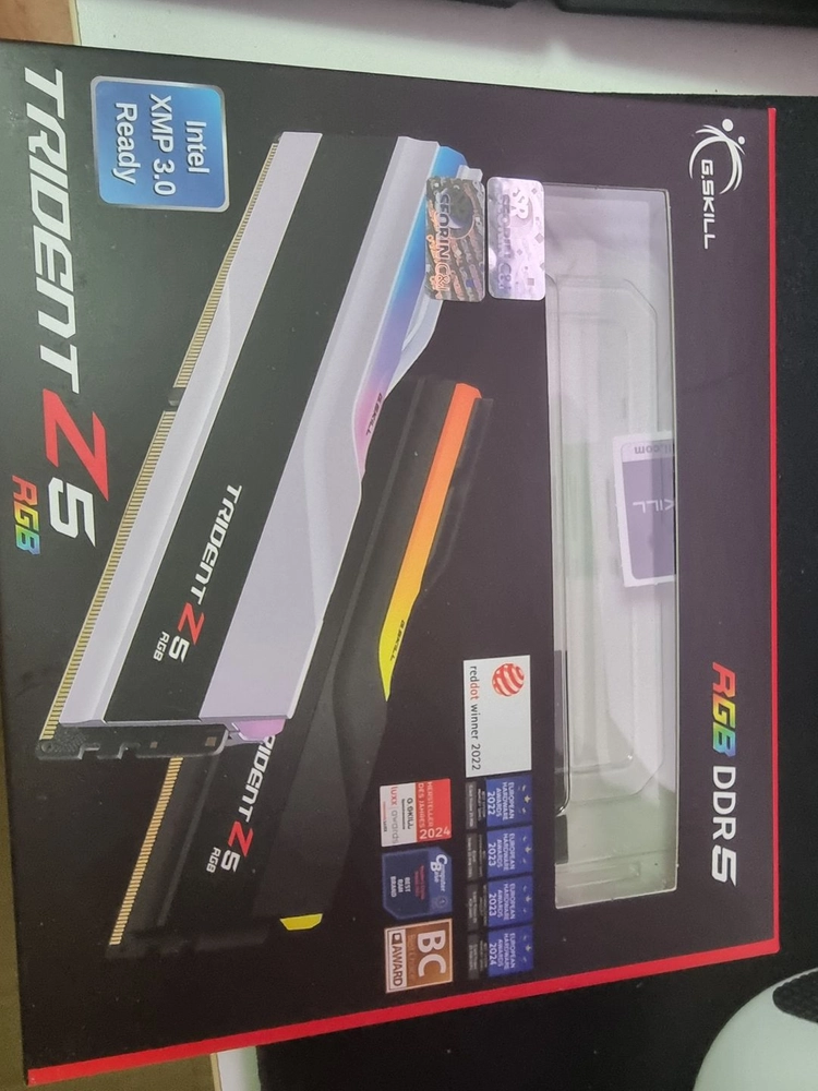 G.SKILL DDR5-6400 CL32 TRIDENT Z5 RGB J 블랙 패키지 96GB(48Gx2) - 안심되는 중고거래