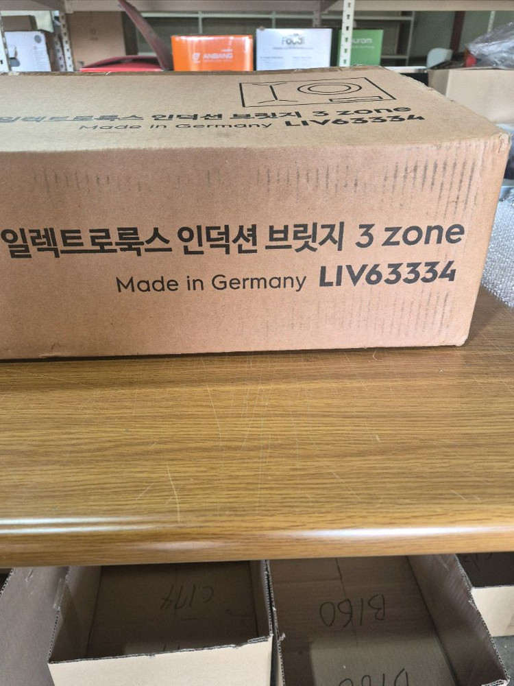 일렉트로룩스 인덕션 브릿지 LIV63334 3구 독일생산 기본설치 무료 이미지
