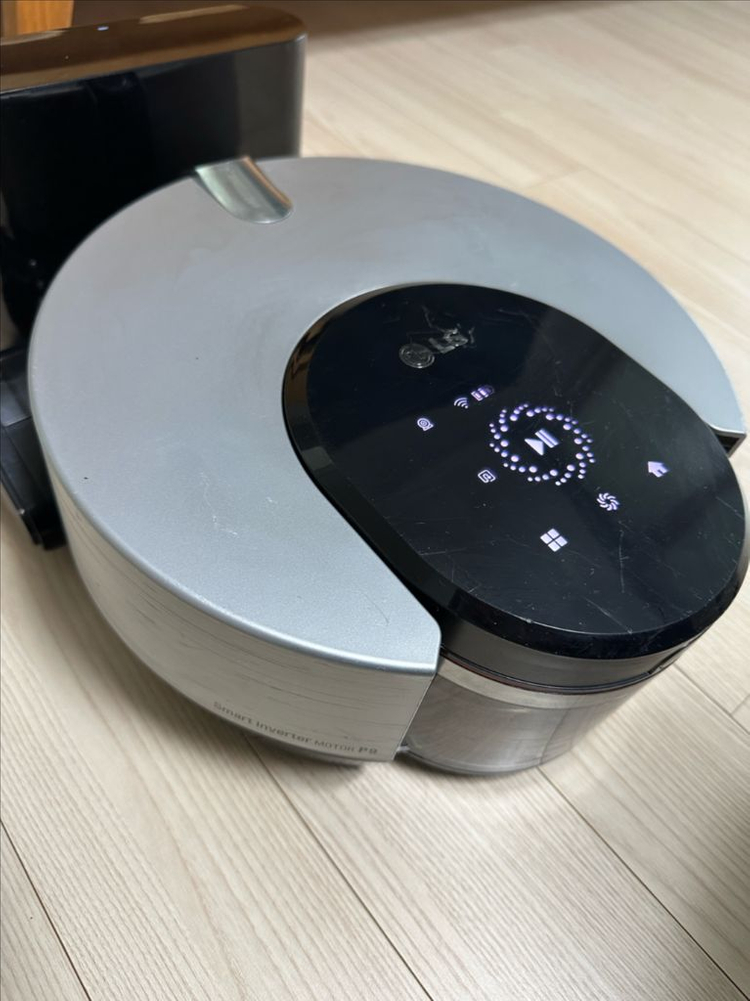 LG 코드제로 로봇청소기 R9 이미지